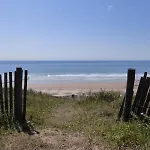 Sg390-121 - 3 Pieces 6 Couchages Gilles Croix De Vie *