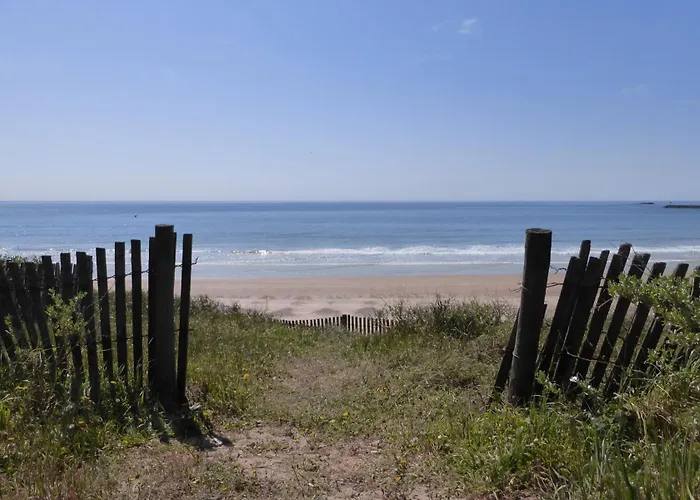 Sg390-121 - 3 Pieces 6 Couchages Gilles Croix De Vie *